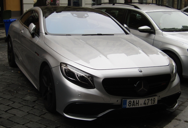 Mercedes-Benz S 63 AMG Coupé C217