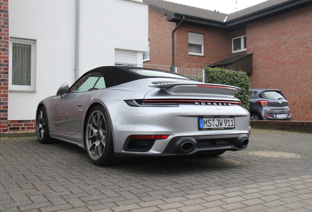 Porsche 992 Turbo S Cabriolet