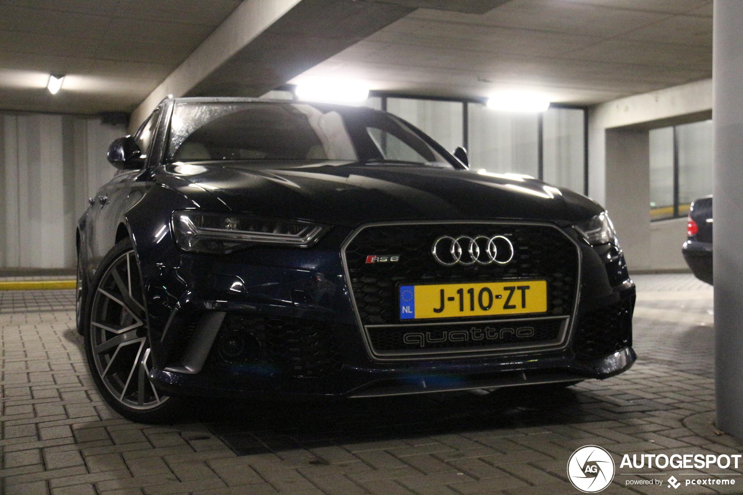 Audi RS6 Avant C7 2015