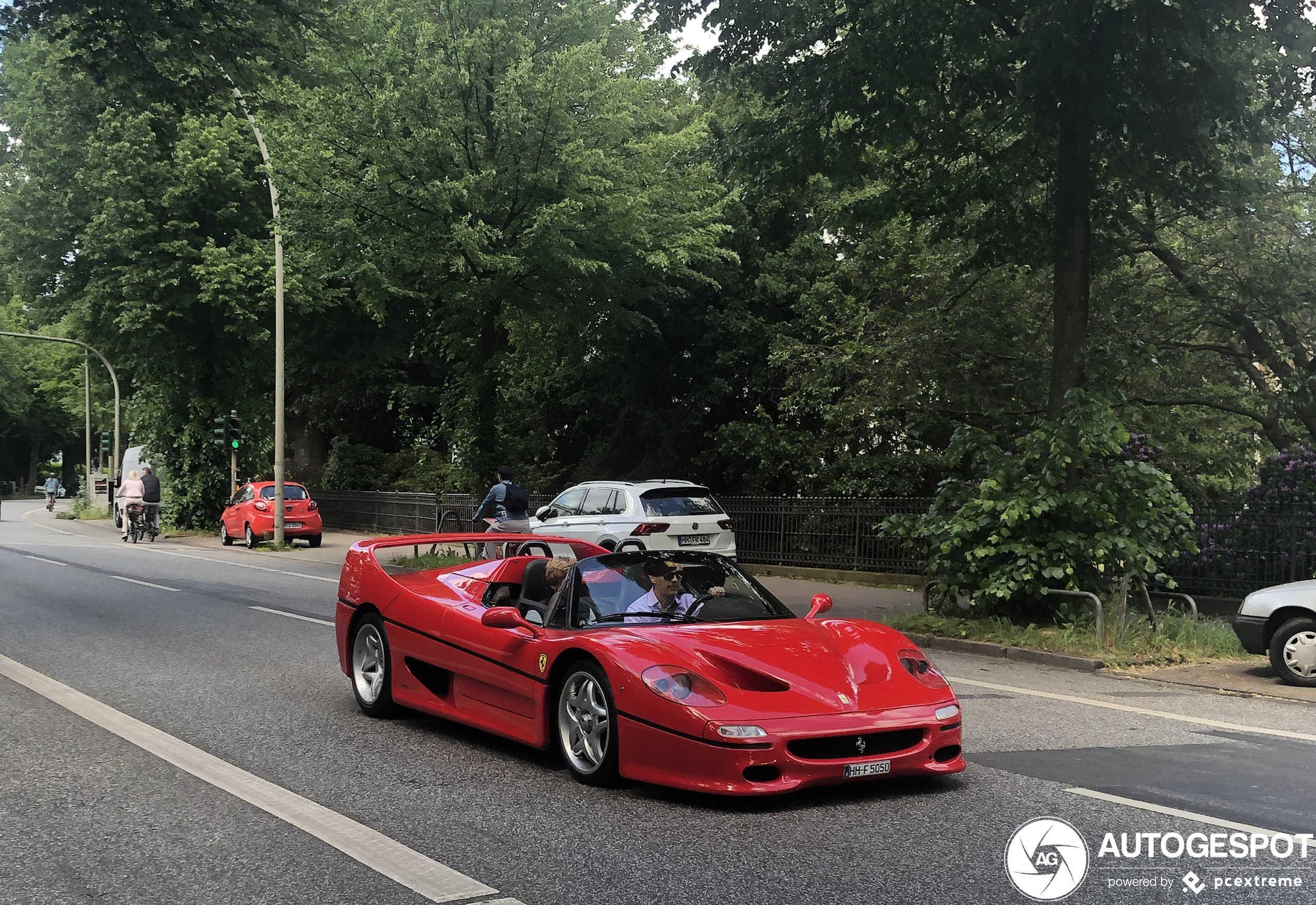 This Ferrari F50 is still in the same hands