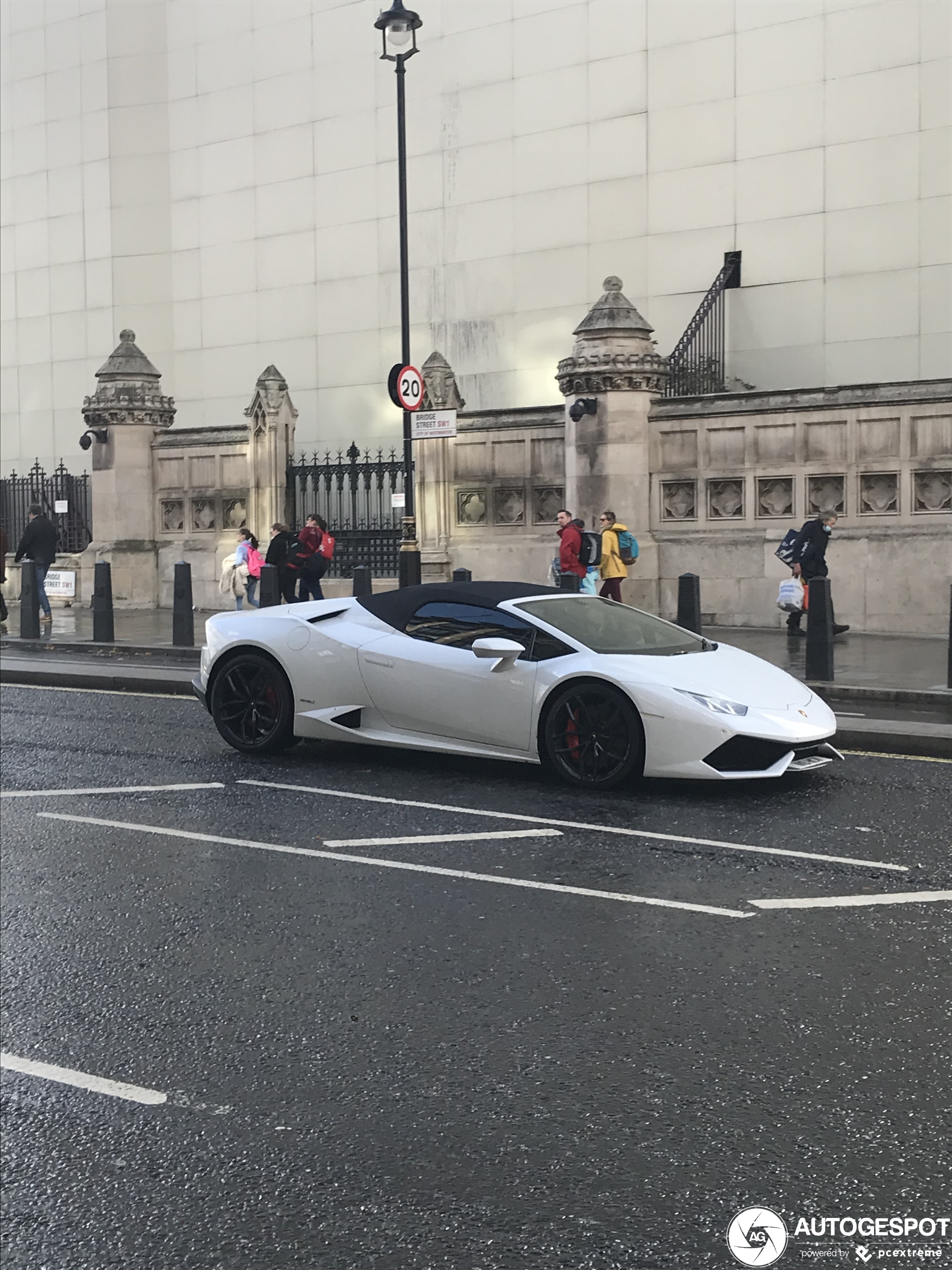 Lamborghini Huracán LP610-4 Spyder