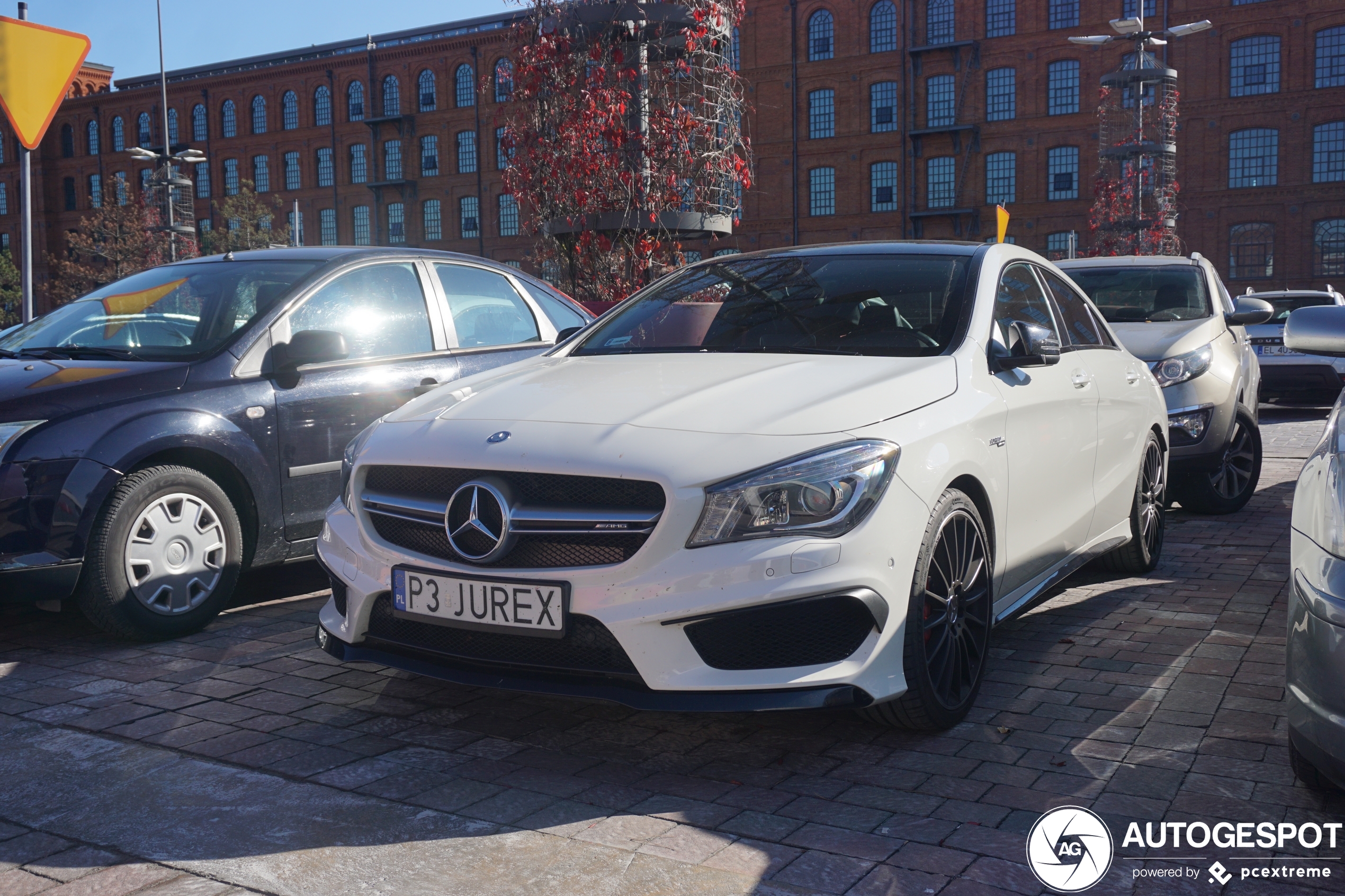 Mercedes-Benz CLA 45 AMG C117