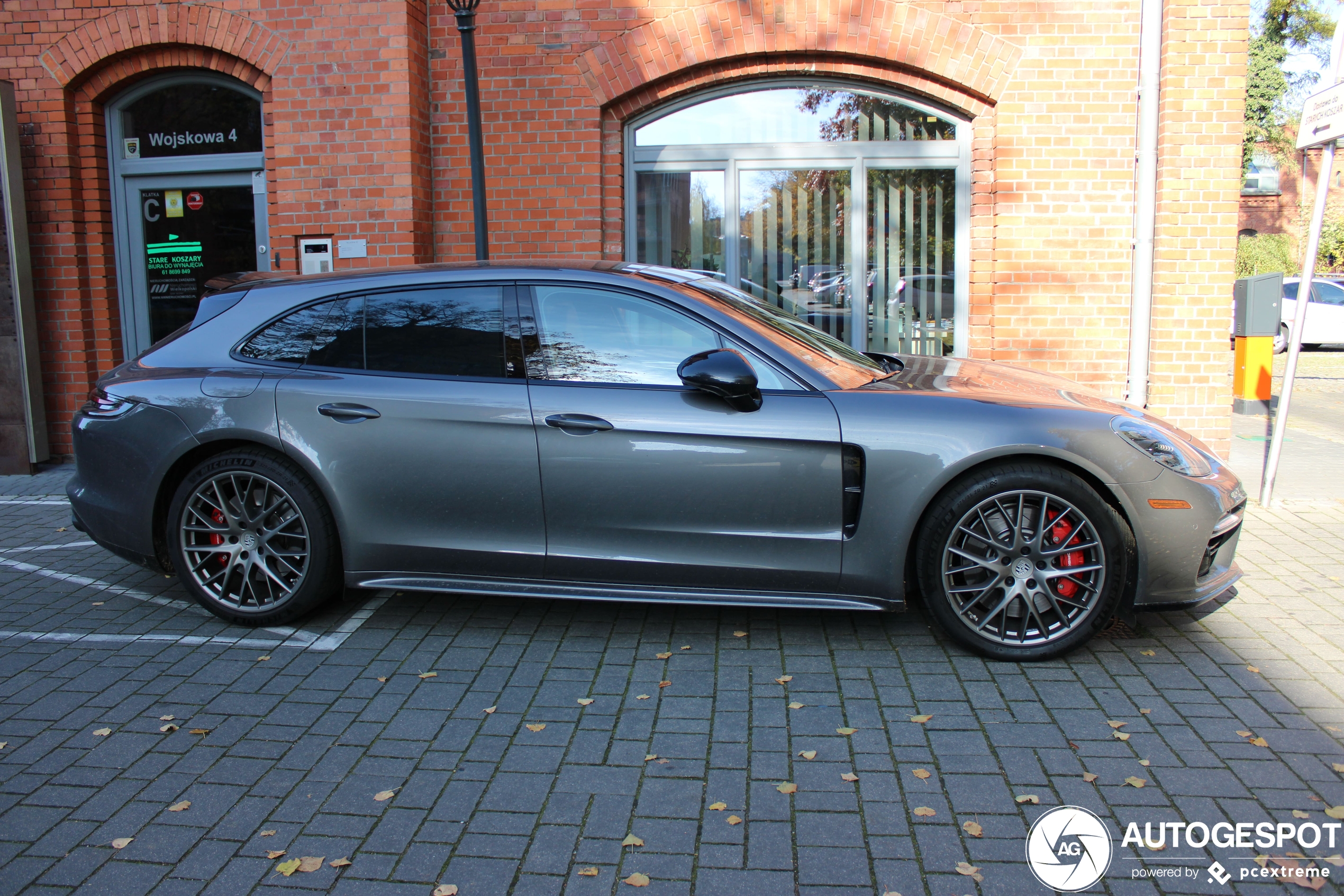 Porsche 971 Panamera Turbo Sport Turismo