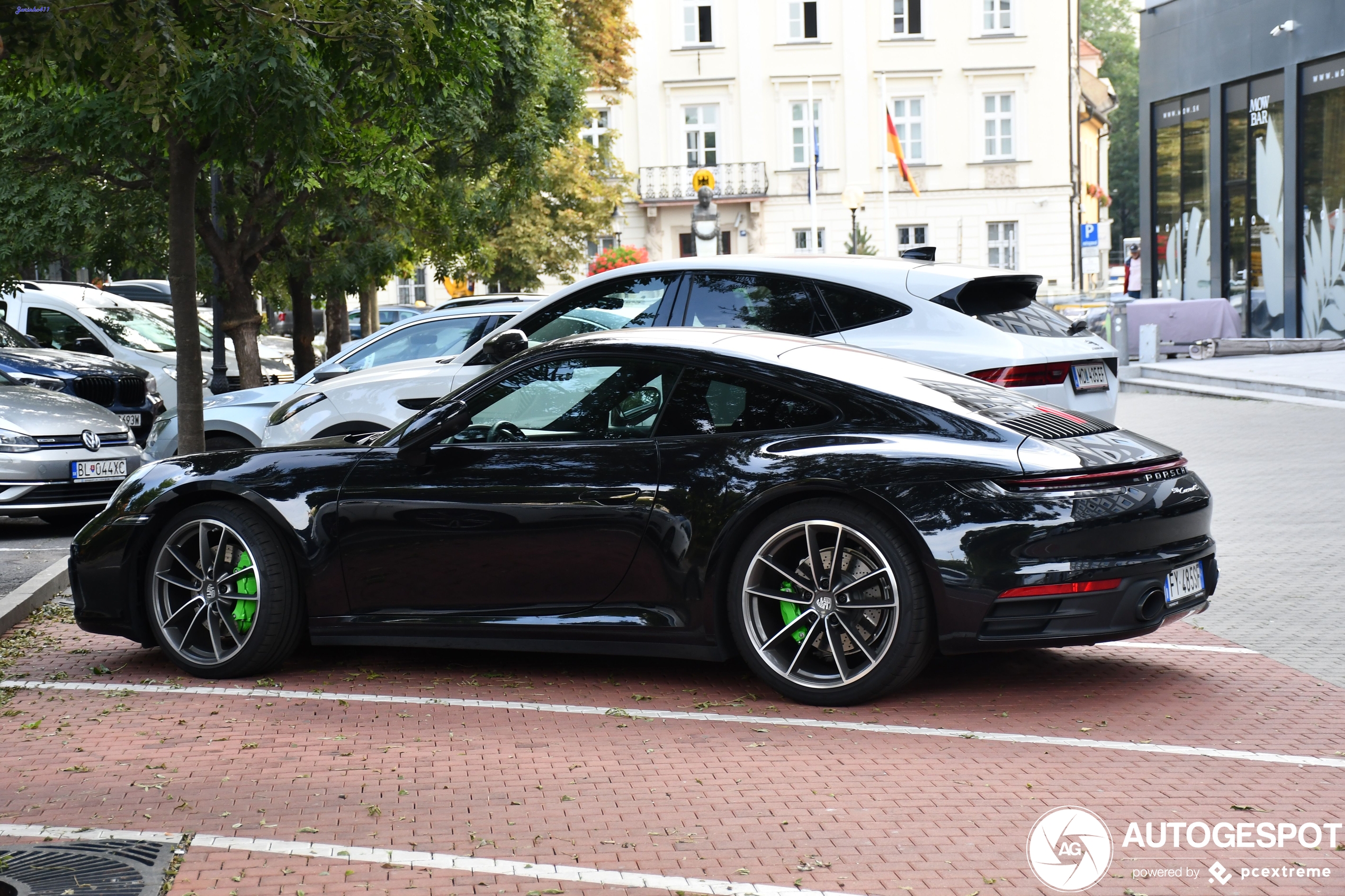 Porsche 992 Carrera 4S