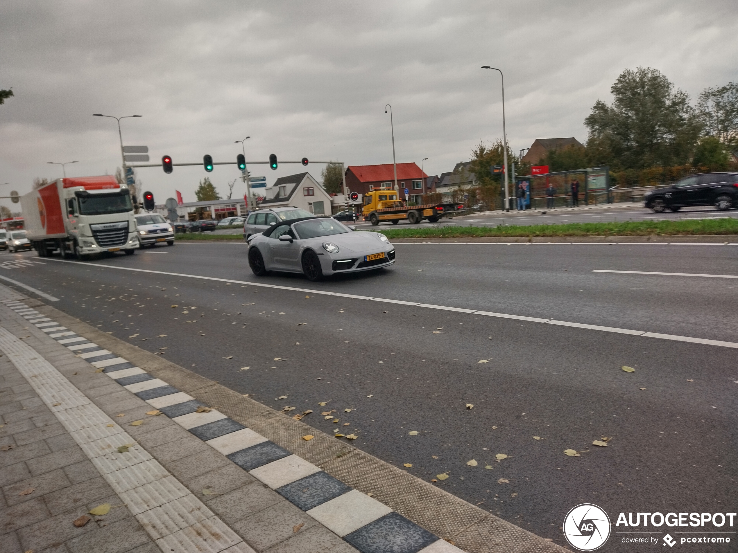 Porsche 992 Carrera 4S Cabriolet