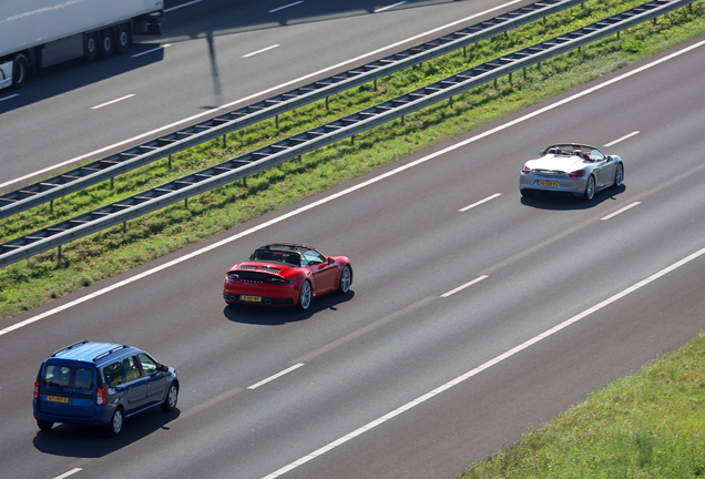 Porsche 992 Carrera 4S Cabriolet