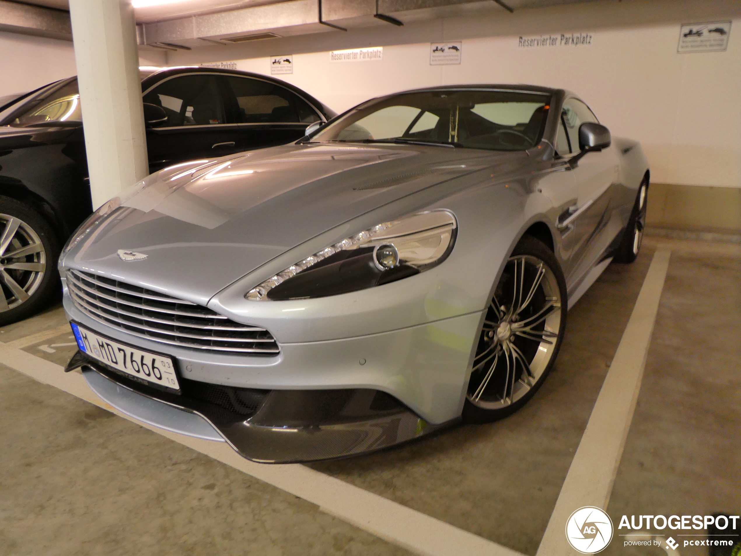 Aston Martin Vanquish 2013