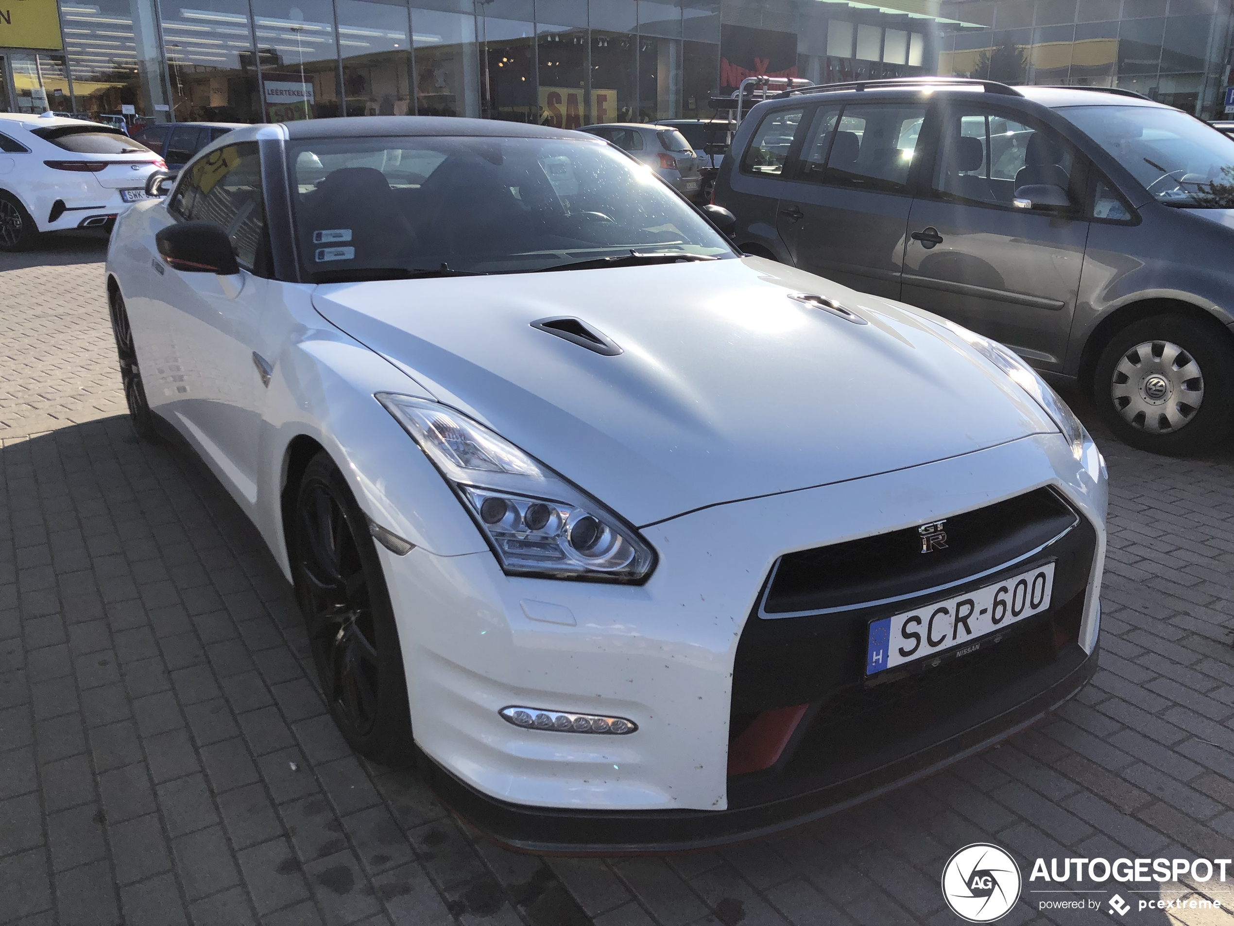 Nissan GT-R 2014