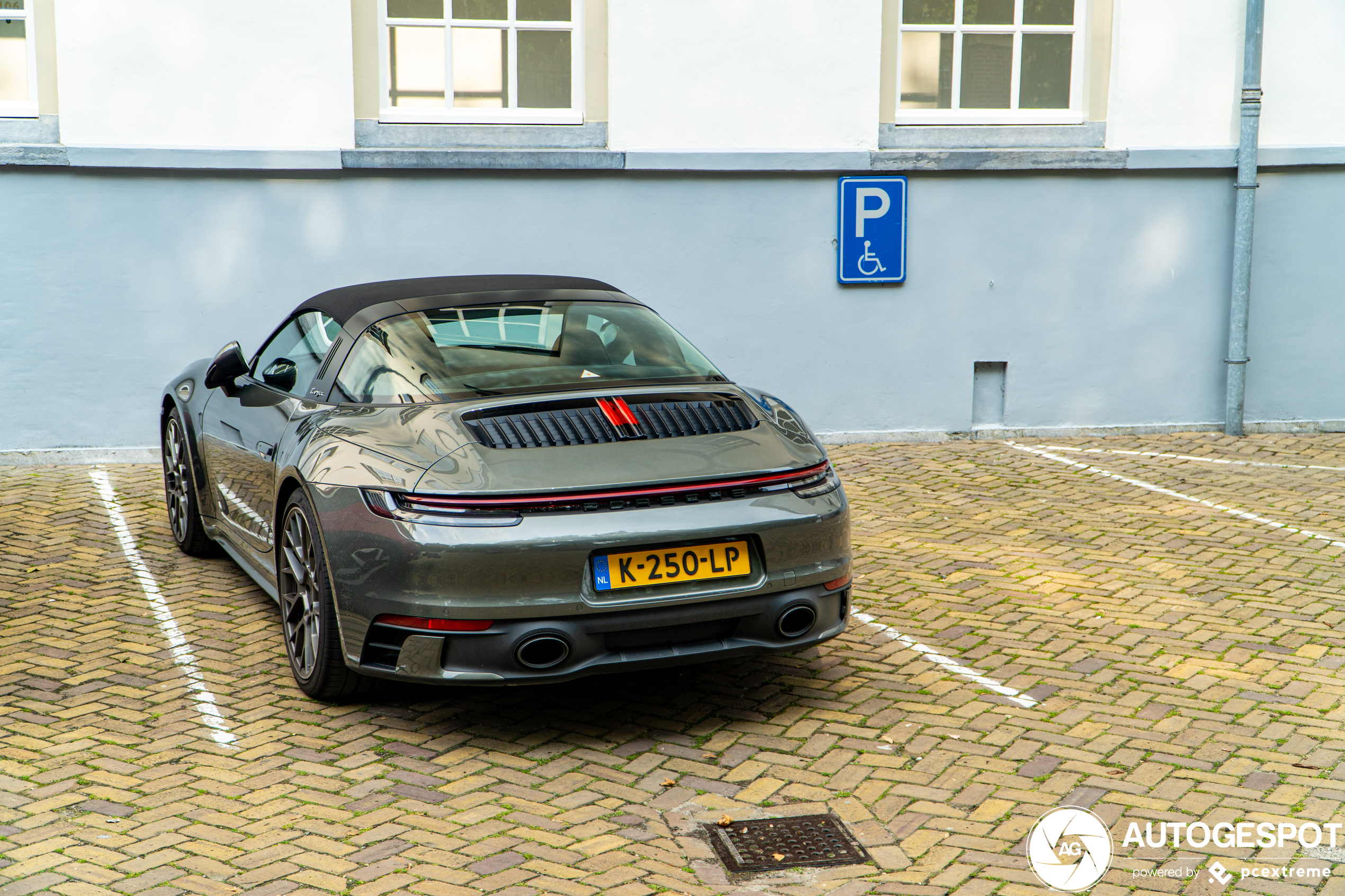 Porsche 992 Targa 4S