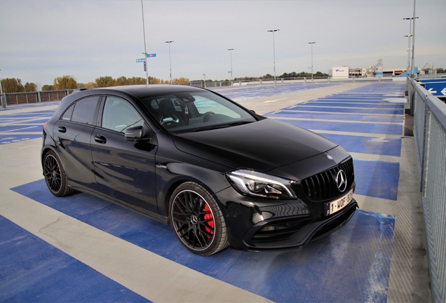 Mercedes-AMG A 45 W176 2015