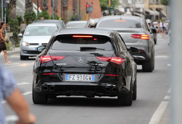 Mercedes-AMG CLA 45 S Shooting Brake X118