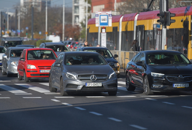 Mercedes-Benz A 45 AMG