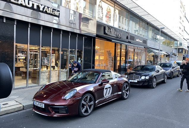 Porsche 992 Targa 4S Heritage Design Edition