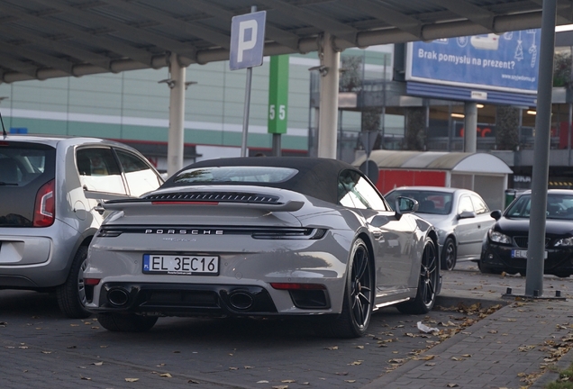 Porsche 992 Turbo S Cabriolet