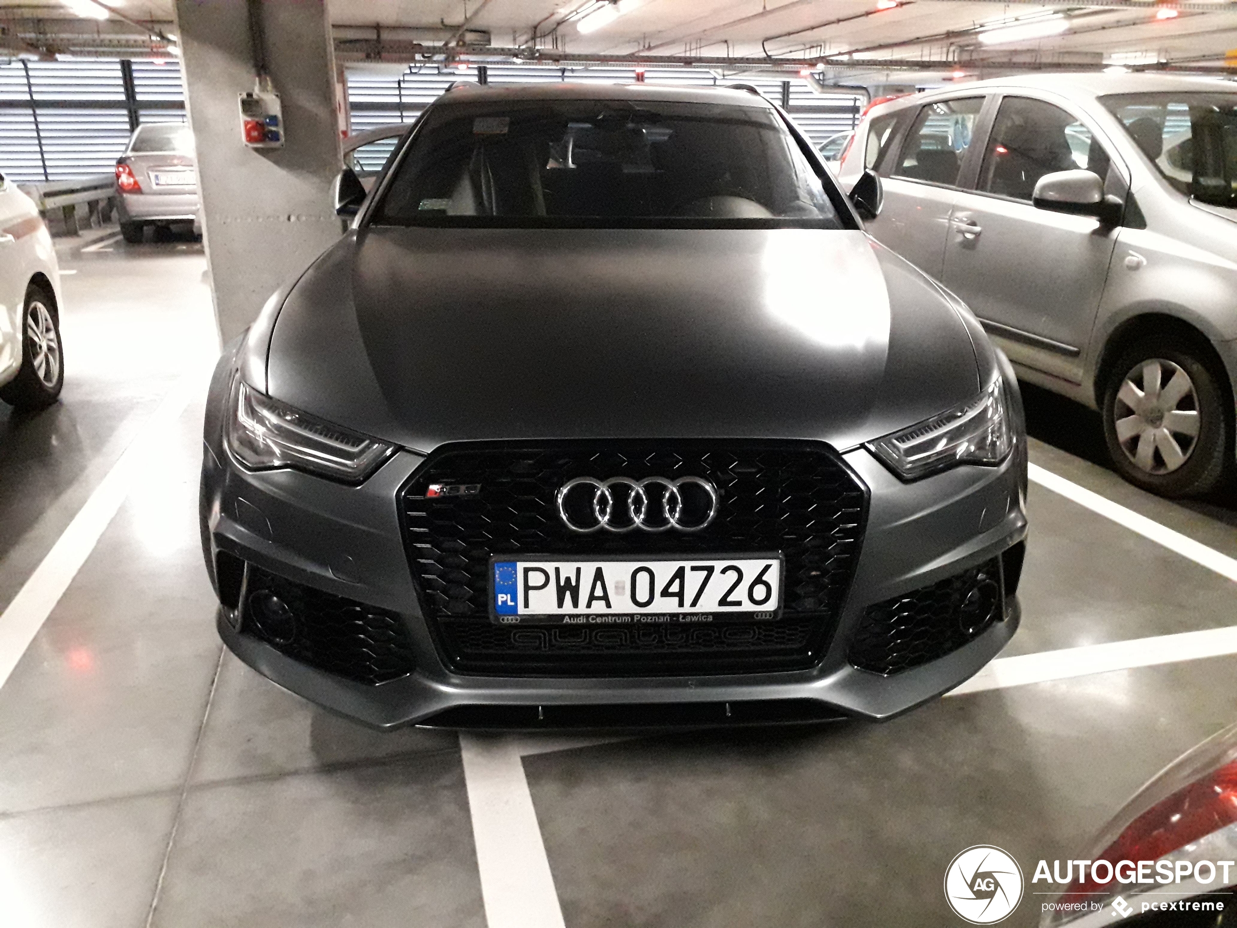 Audi RS6 Avant C7 2015