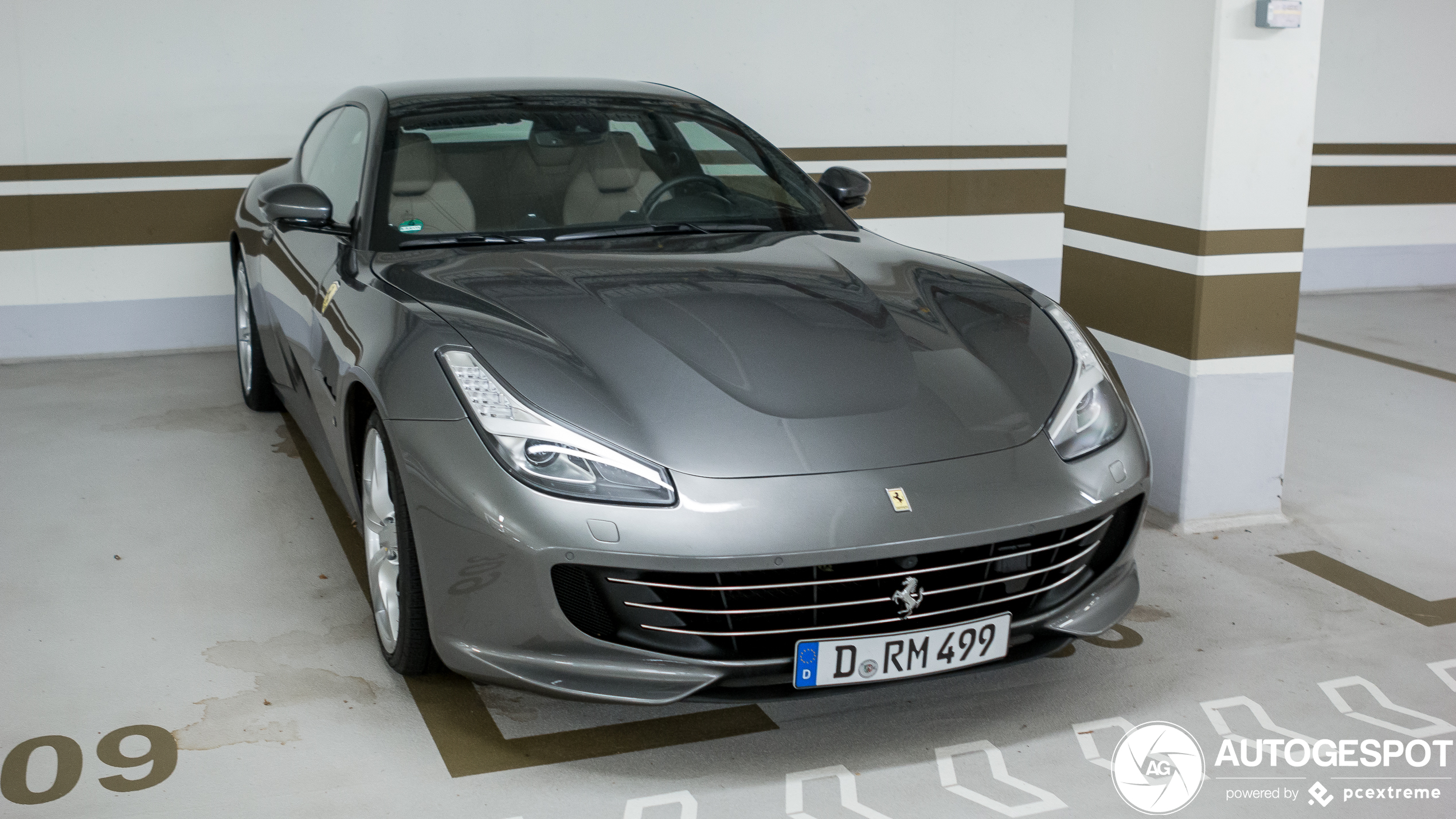 Ferrari GTC4Lusso