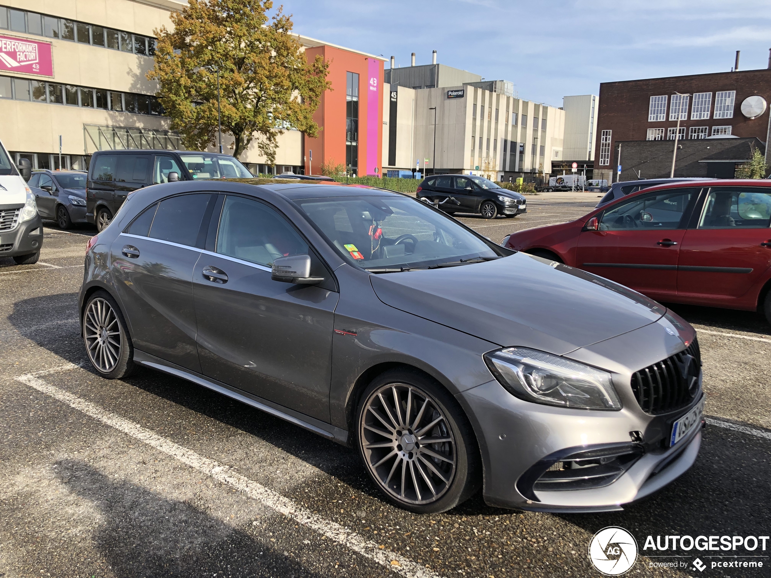 Mercedes-AMG A 45 W176 2015