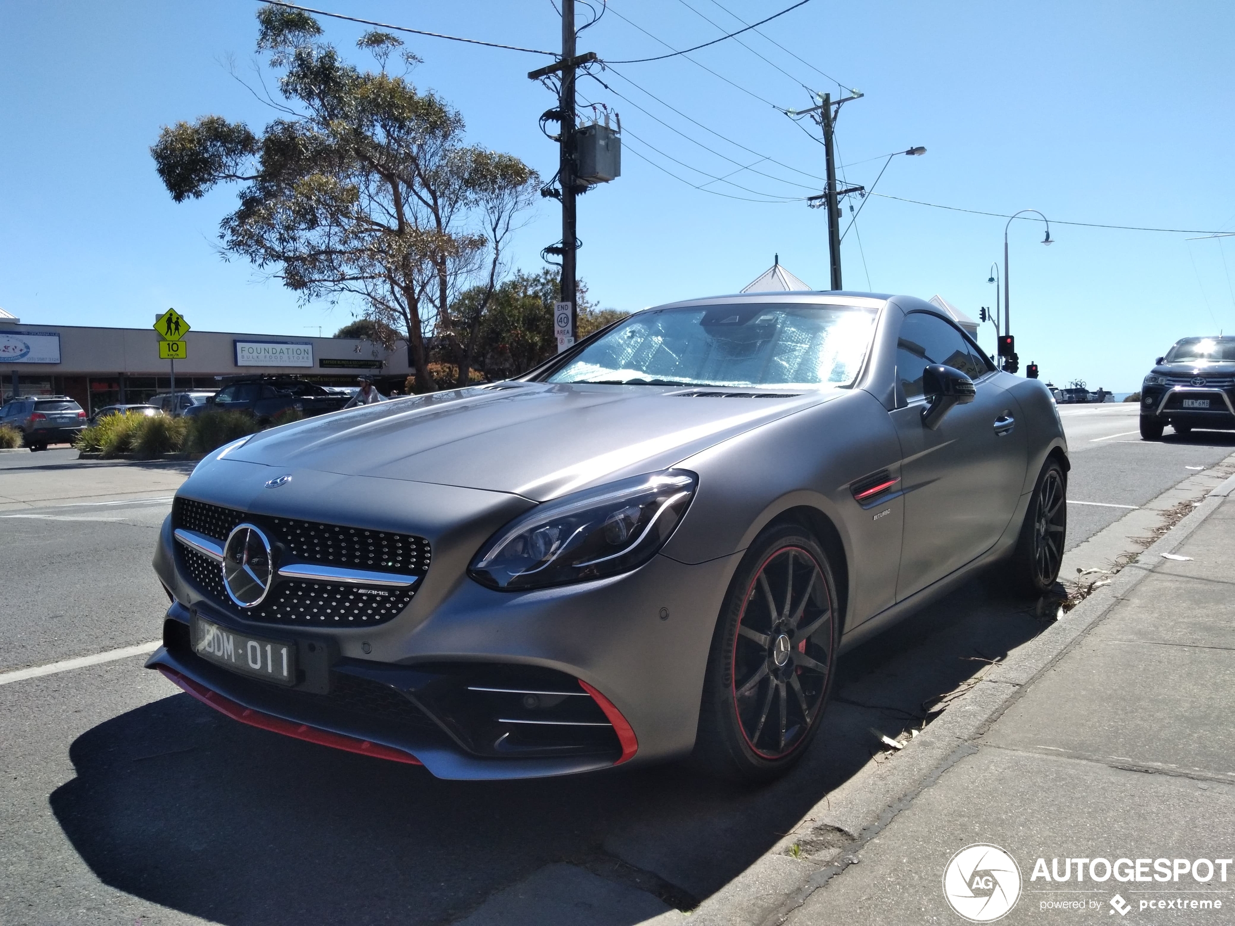 Mercedes-AMG SLC 43 R172 RedArt Edition