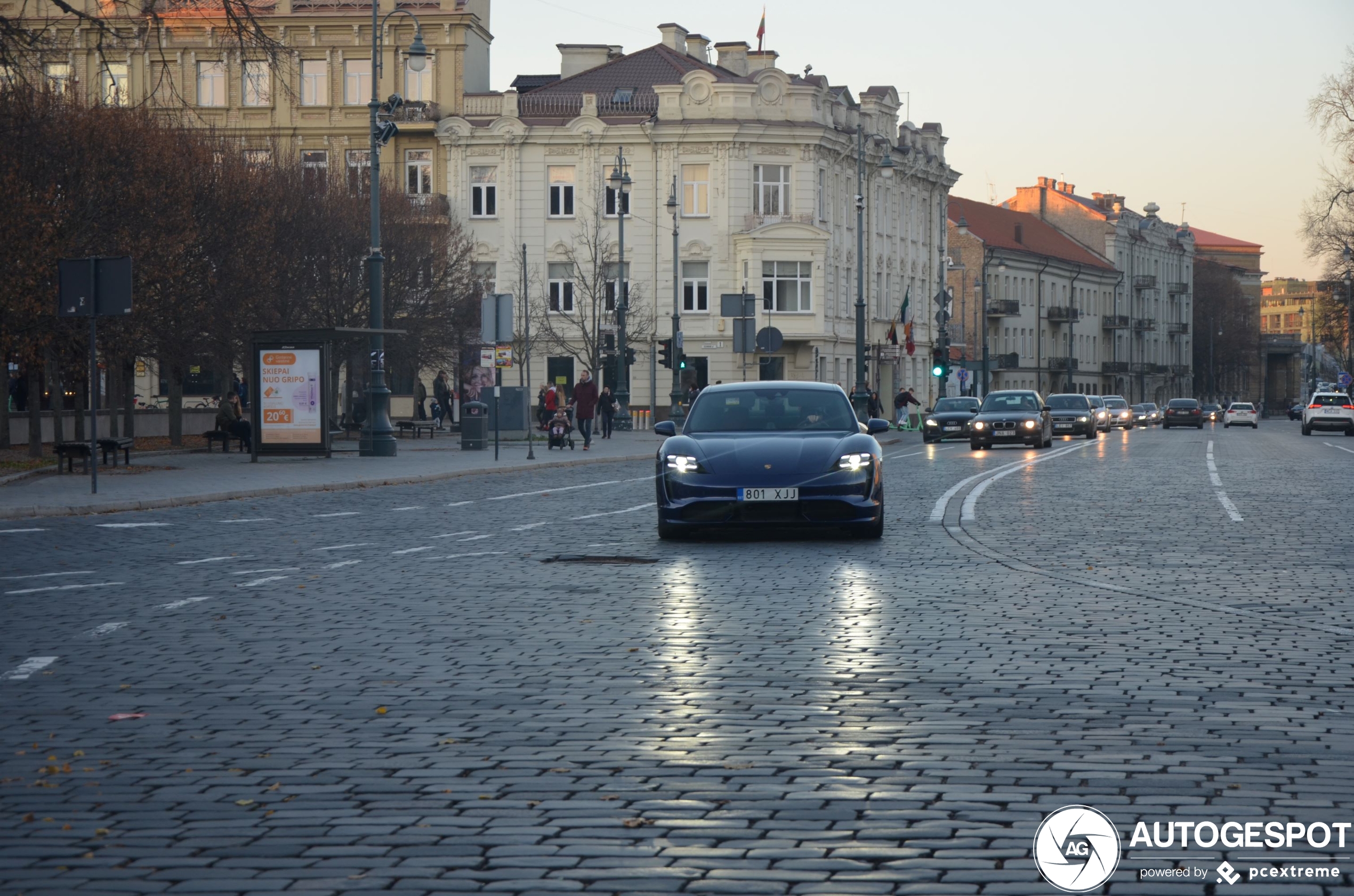 Porsche Taycan Turbo