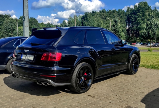 Bentley Bentayga Black Edition