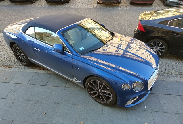 Bentley Continental GTC V8 2020