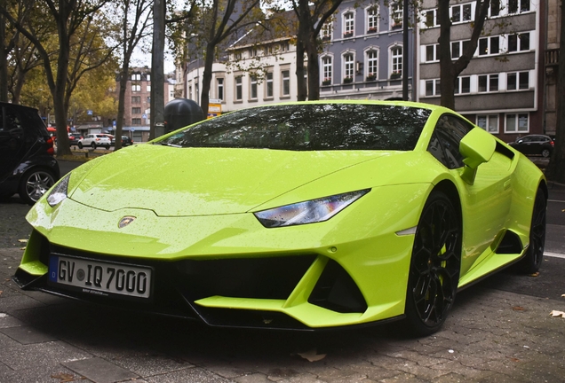 Lamborghini Huracán LP640-4 EVO