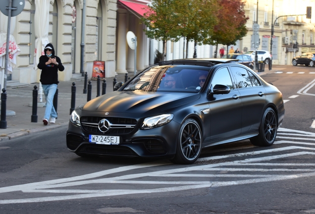 Mercedes-AMG E 63 S W213