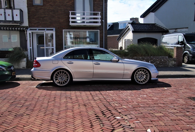 Mercedes-Benz E 55 AMG