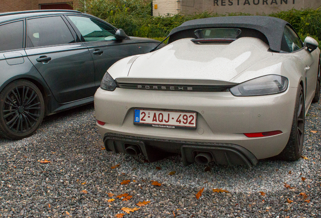 Porsche 718 Spyder