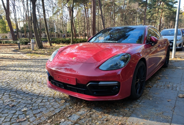 Porsche 971 Panamera Turbo S E-Hybrid