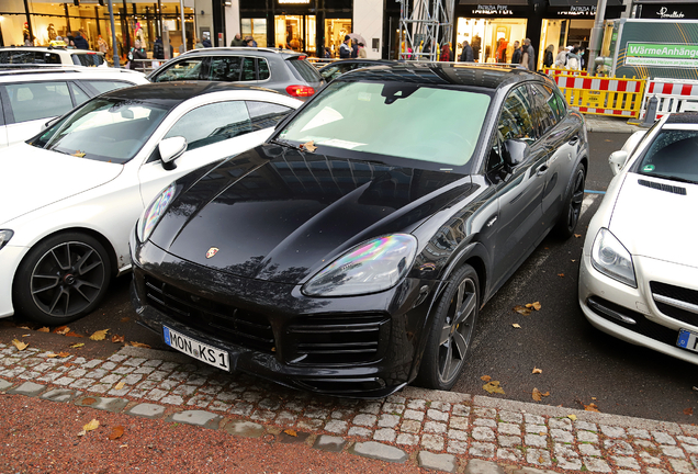 Porsche Cayenne Coupé Turbo S E-Hybrid