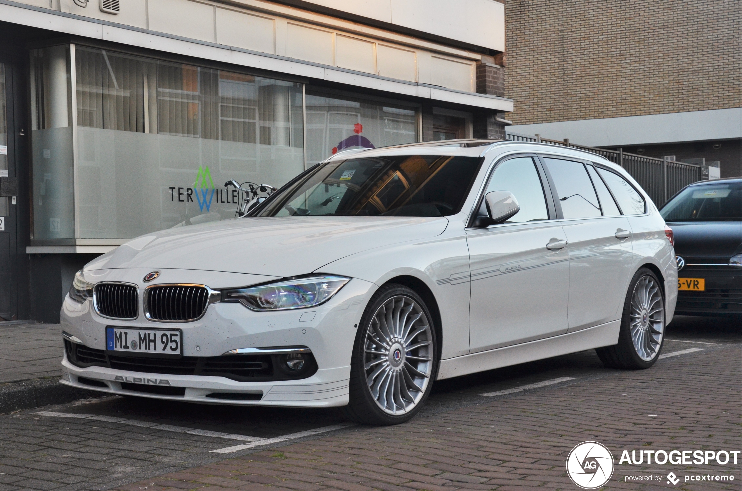 Alpina B3 BiTurbo Touring 2016