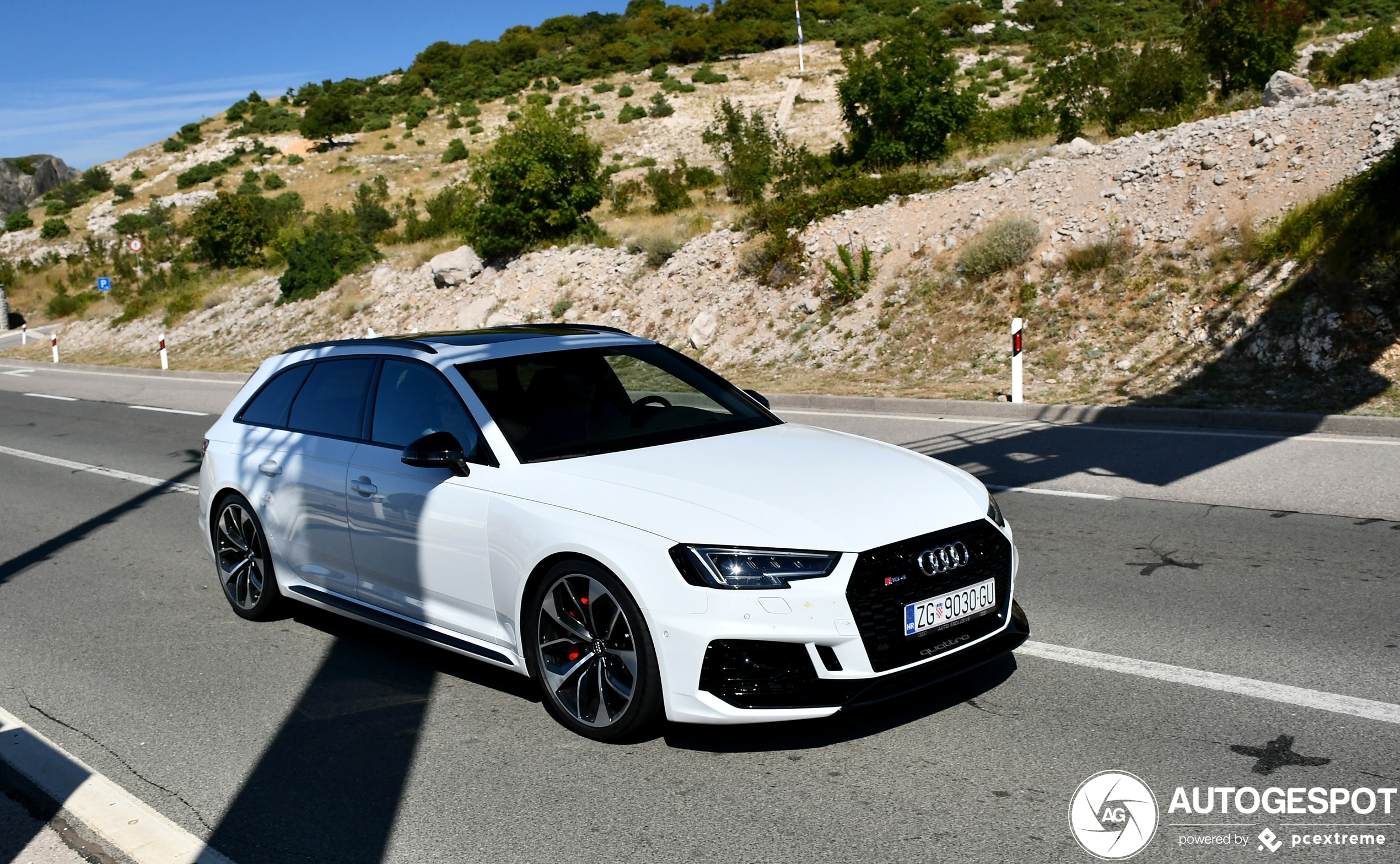 Audi RS4 Avant B9