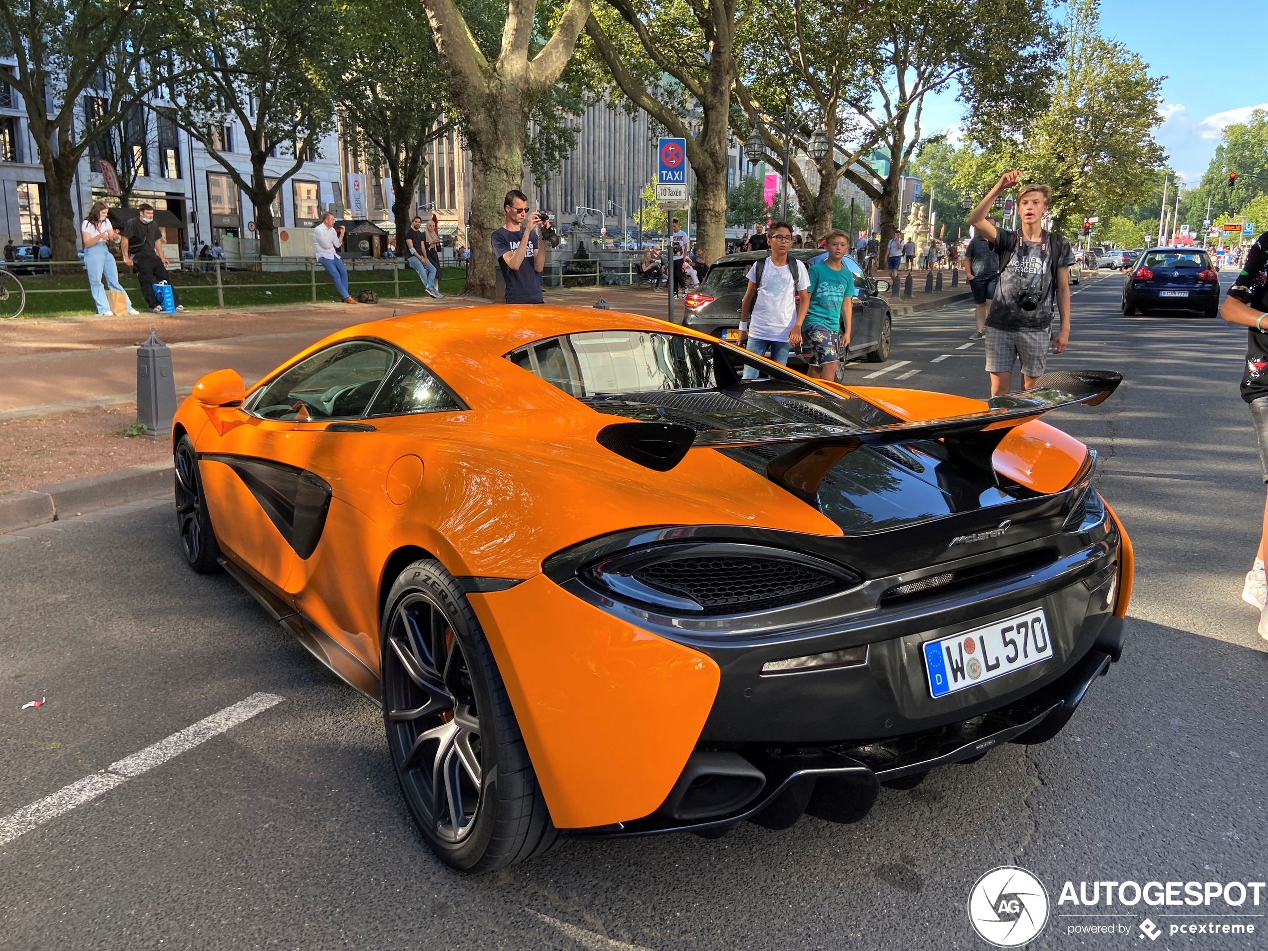 McLaren 570S