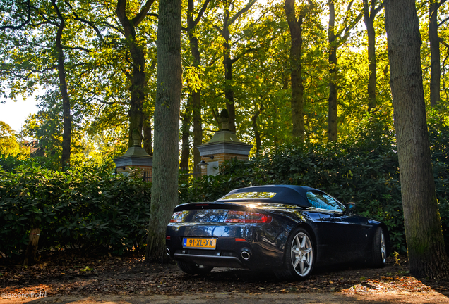 Aston Martin V8 Vantage Roadster