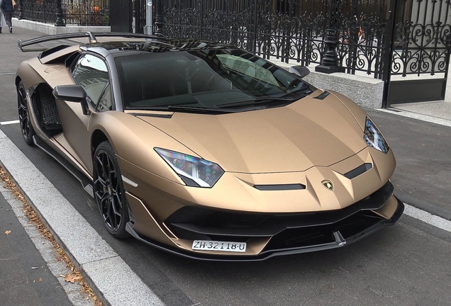 Lamborghini Aventador LP770-4 SVJ Roadster