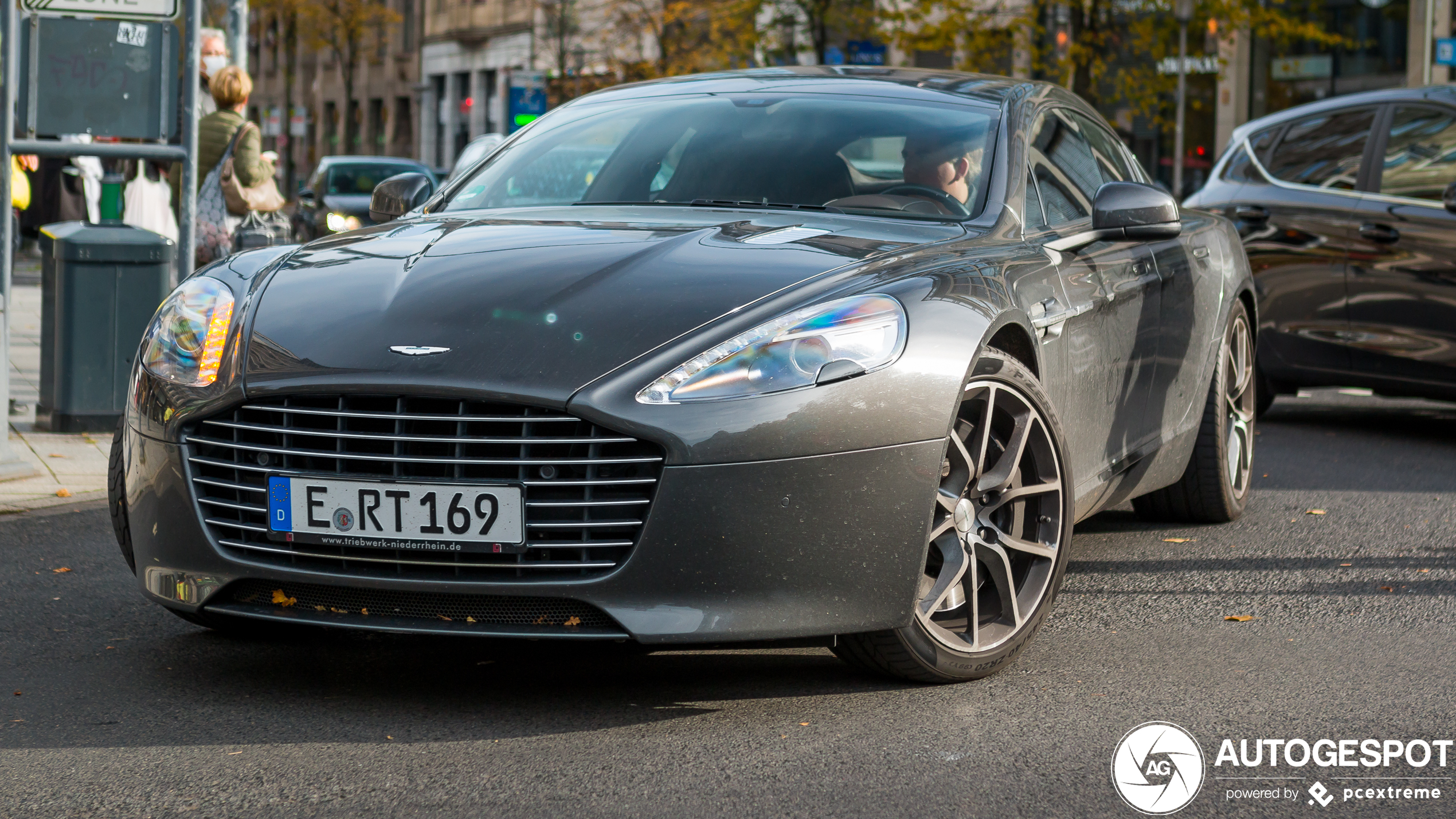 Aston Martin Rapide S