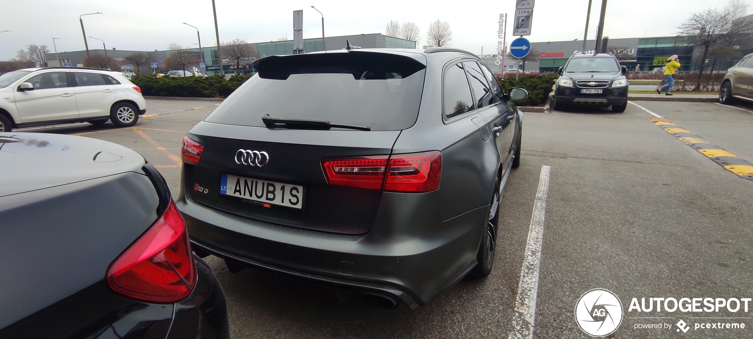 Audi RS6 Avant C7