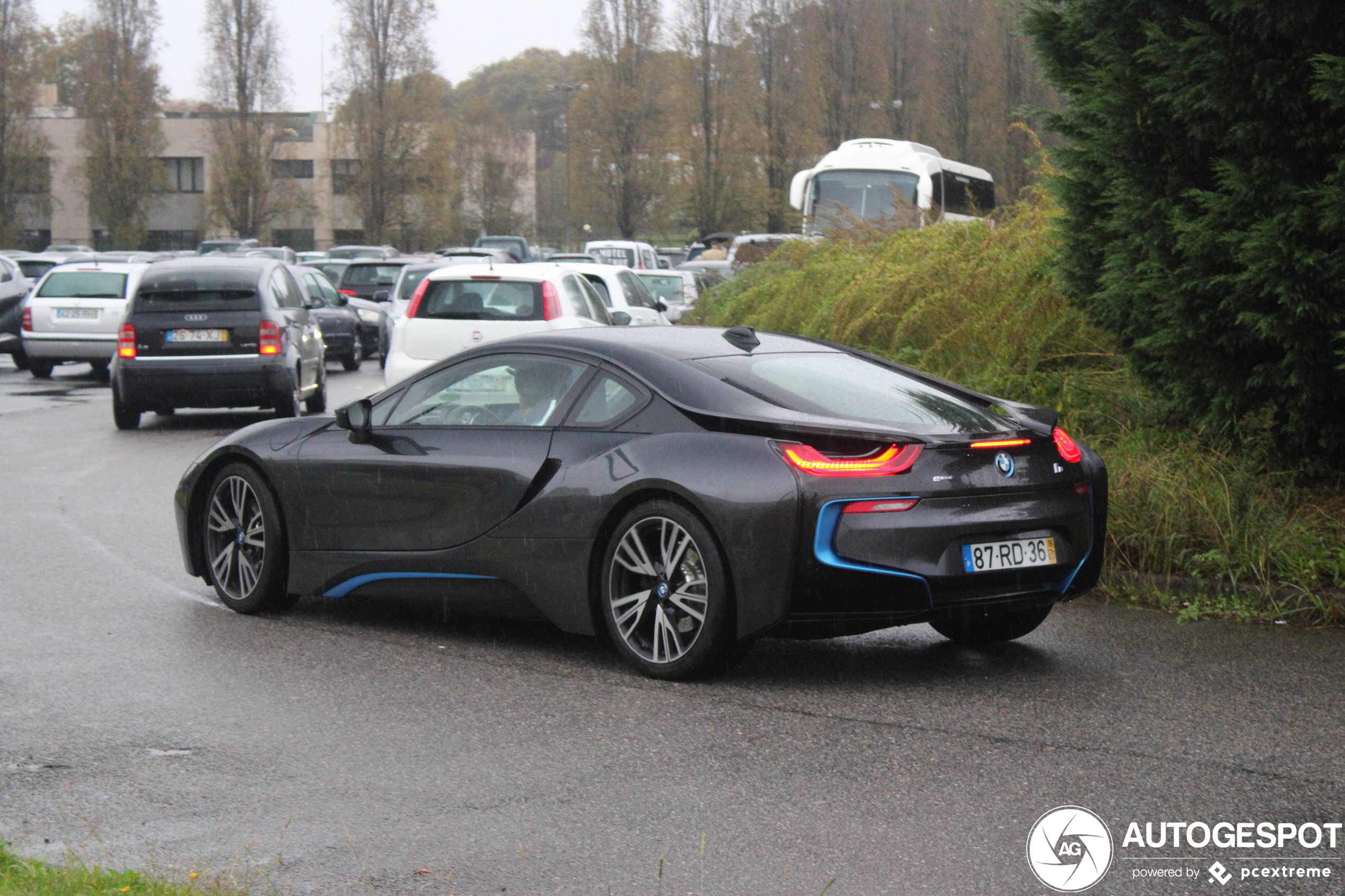 BMW i8