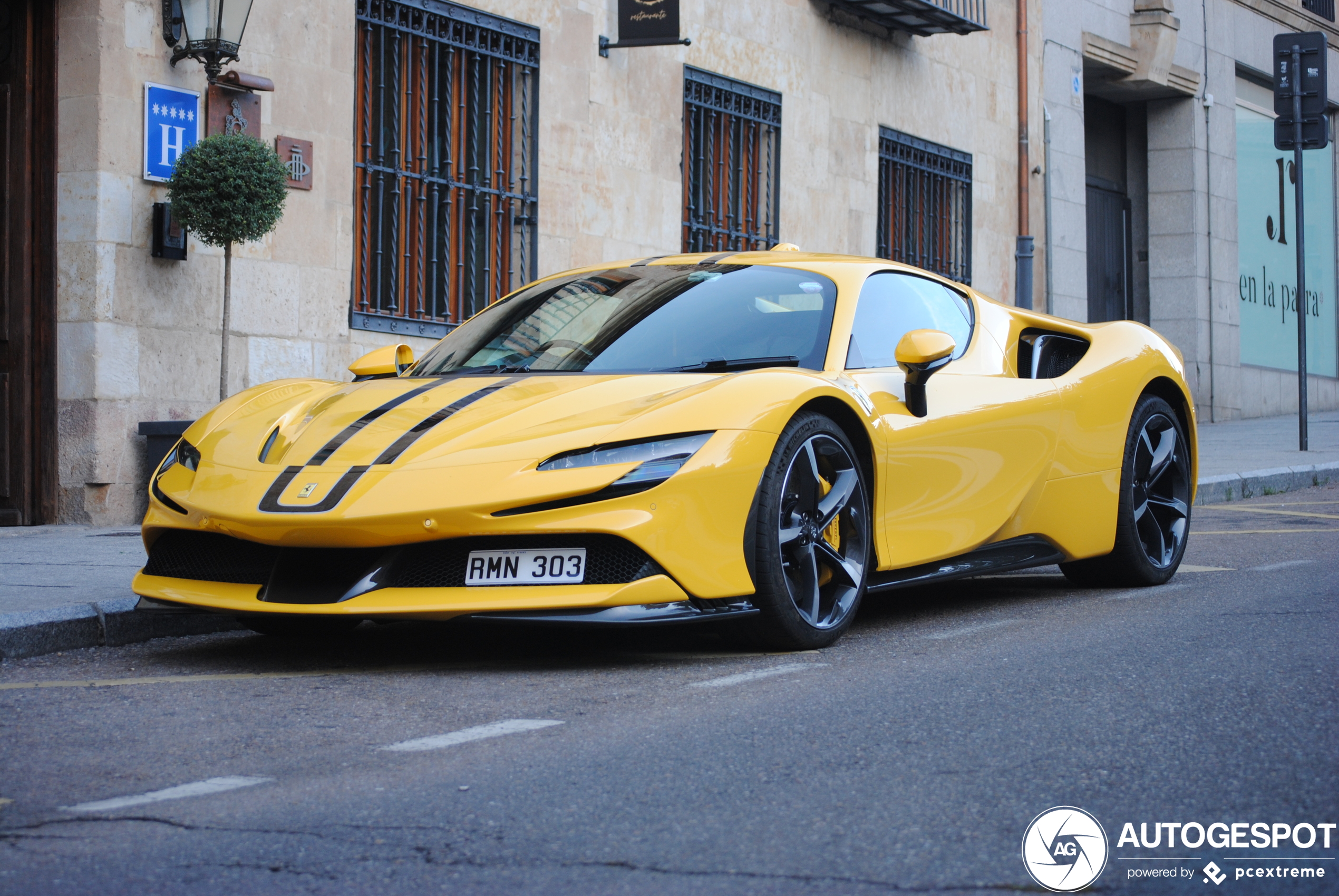 Ferrari SF90 Stradale