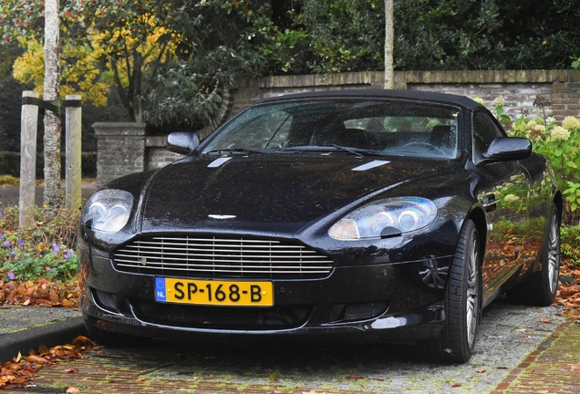 Aston Martin DB9 Volante