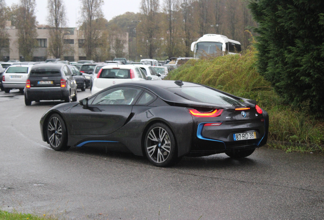 BMW i8