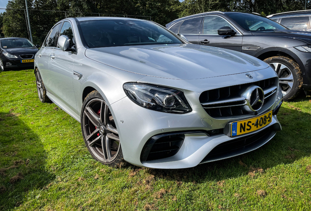 Mercedes-AMG E 63 S W213