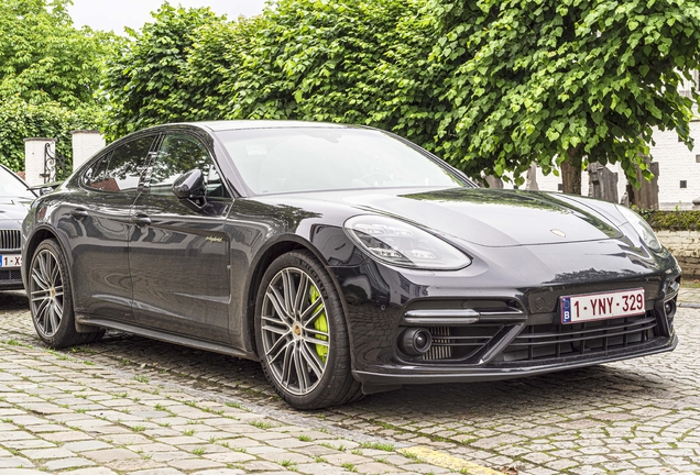 Porsche 971 Panamera Turbo S E-Hybrid