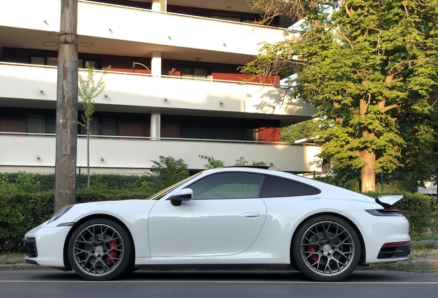 Porsche 992 Carrera S