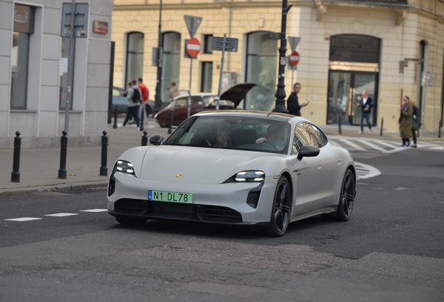 Porsche Taycan Turbo S