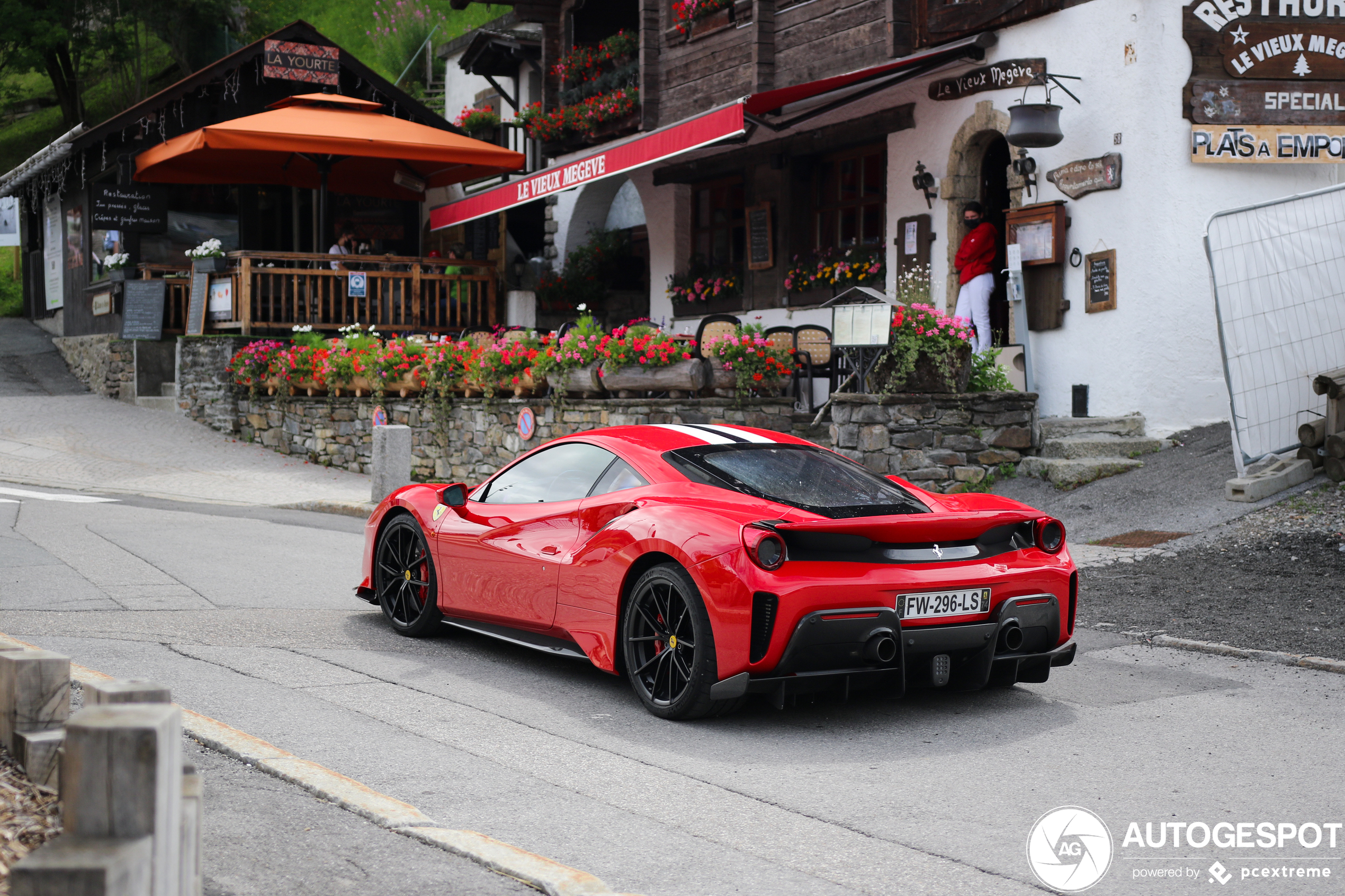 Ferrari 488 Pista