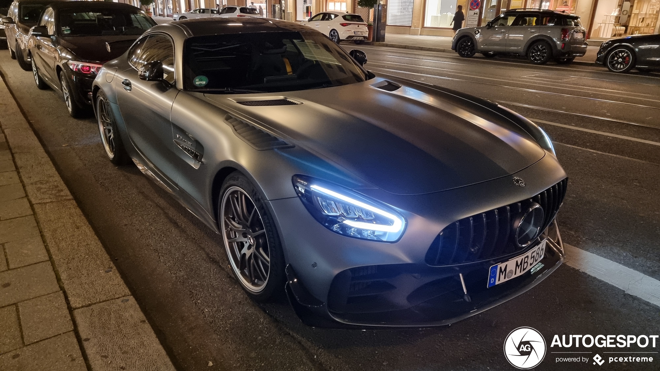 Mercedes-AMG GT R Pro C190