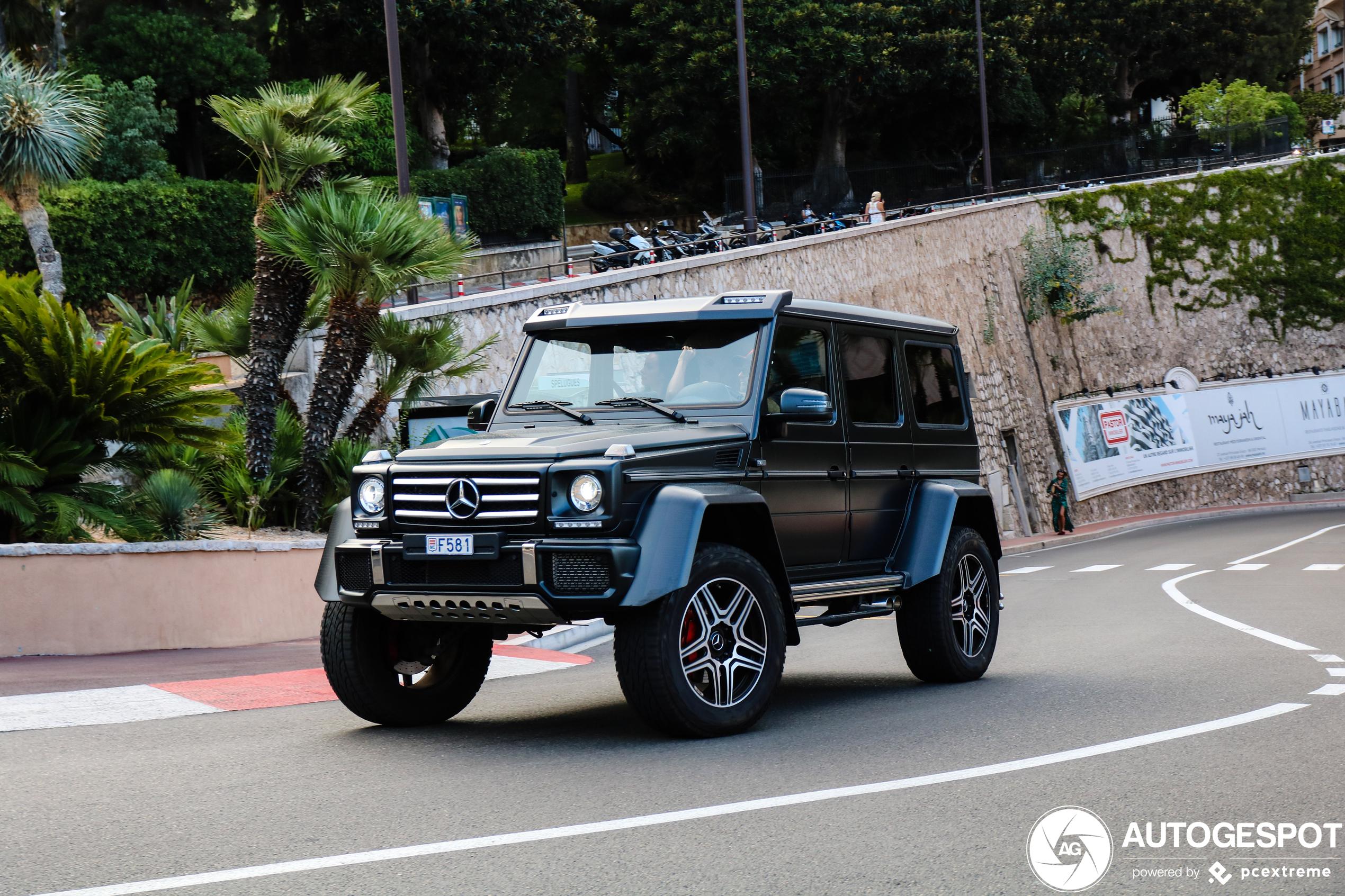 Mercedes-Benz G 500 4X4²