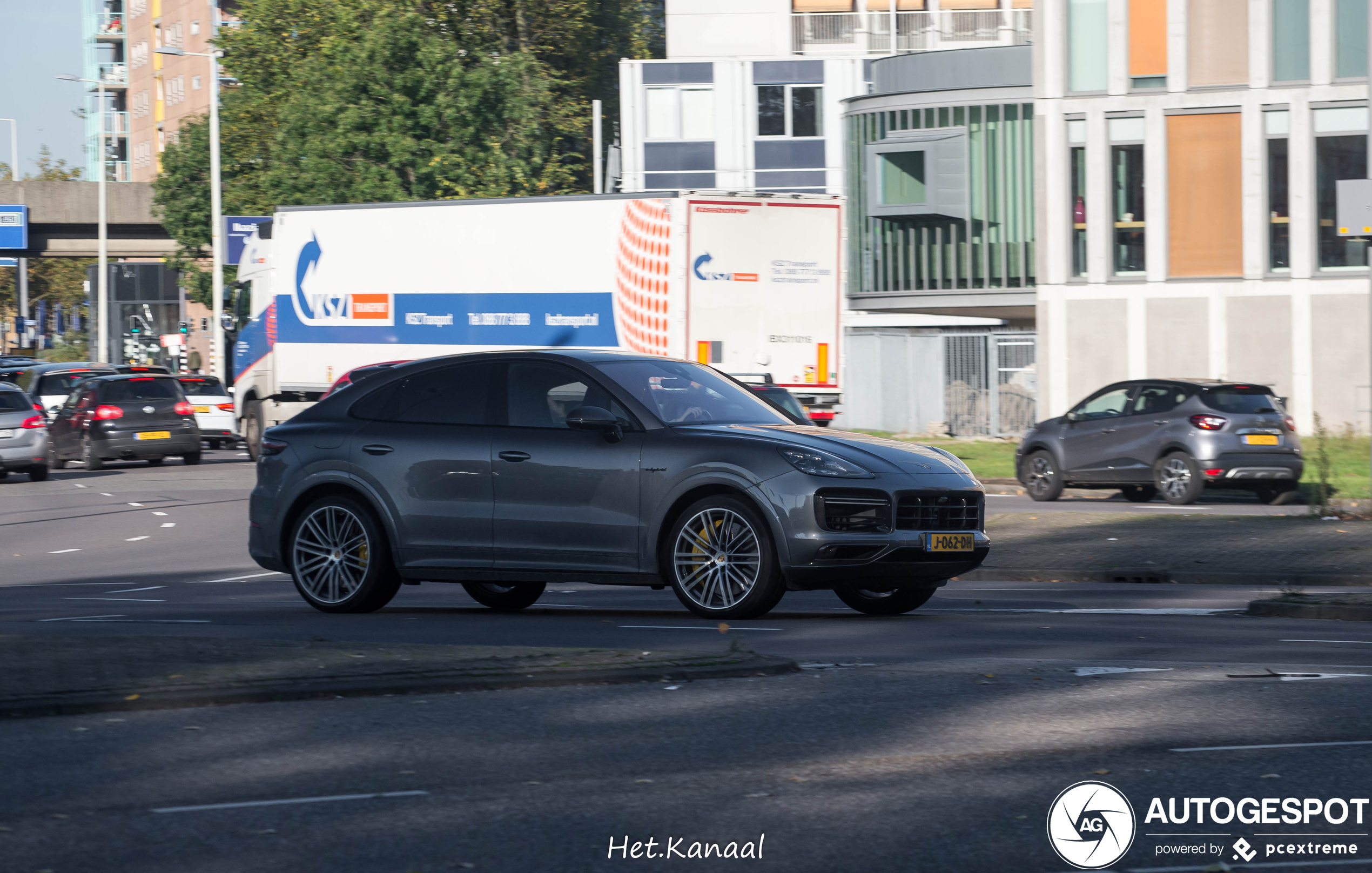 Porsche Cayenne Coupé Turbo S E-Hybrid